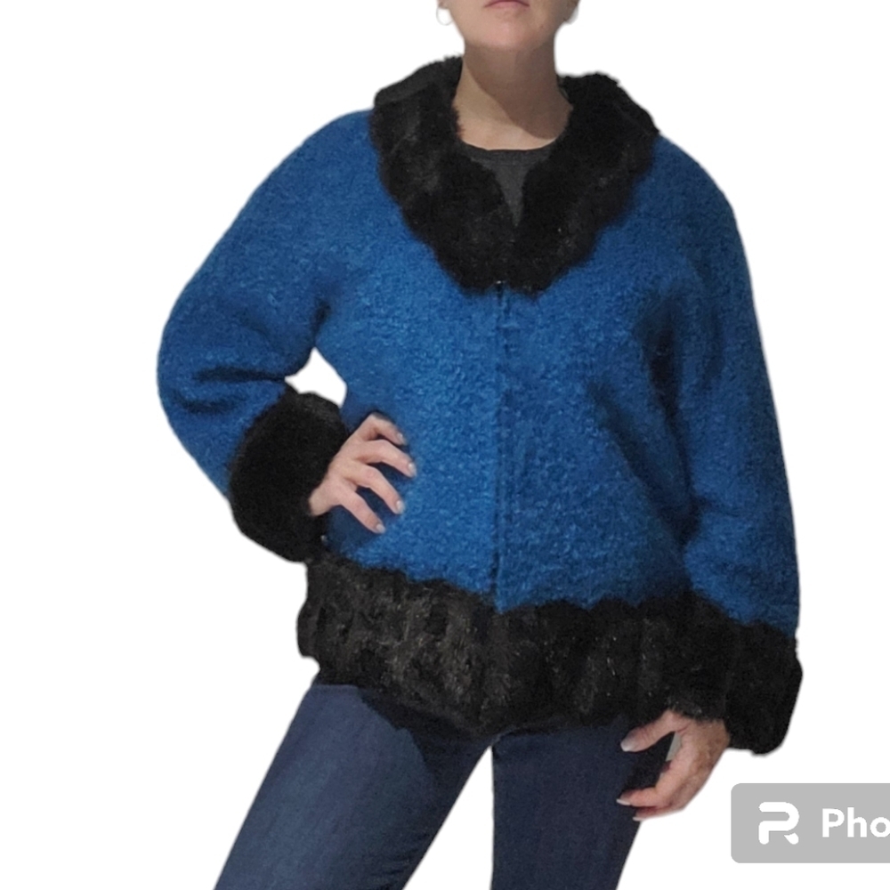 Anne Klein Wool & Cashmere blue with black faux fur trim coat Oversize small